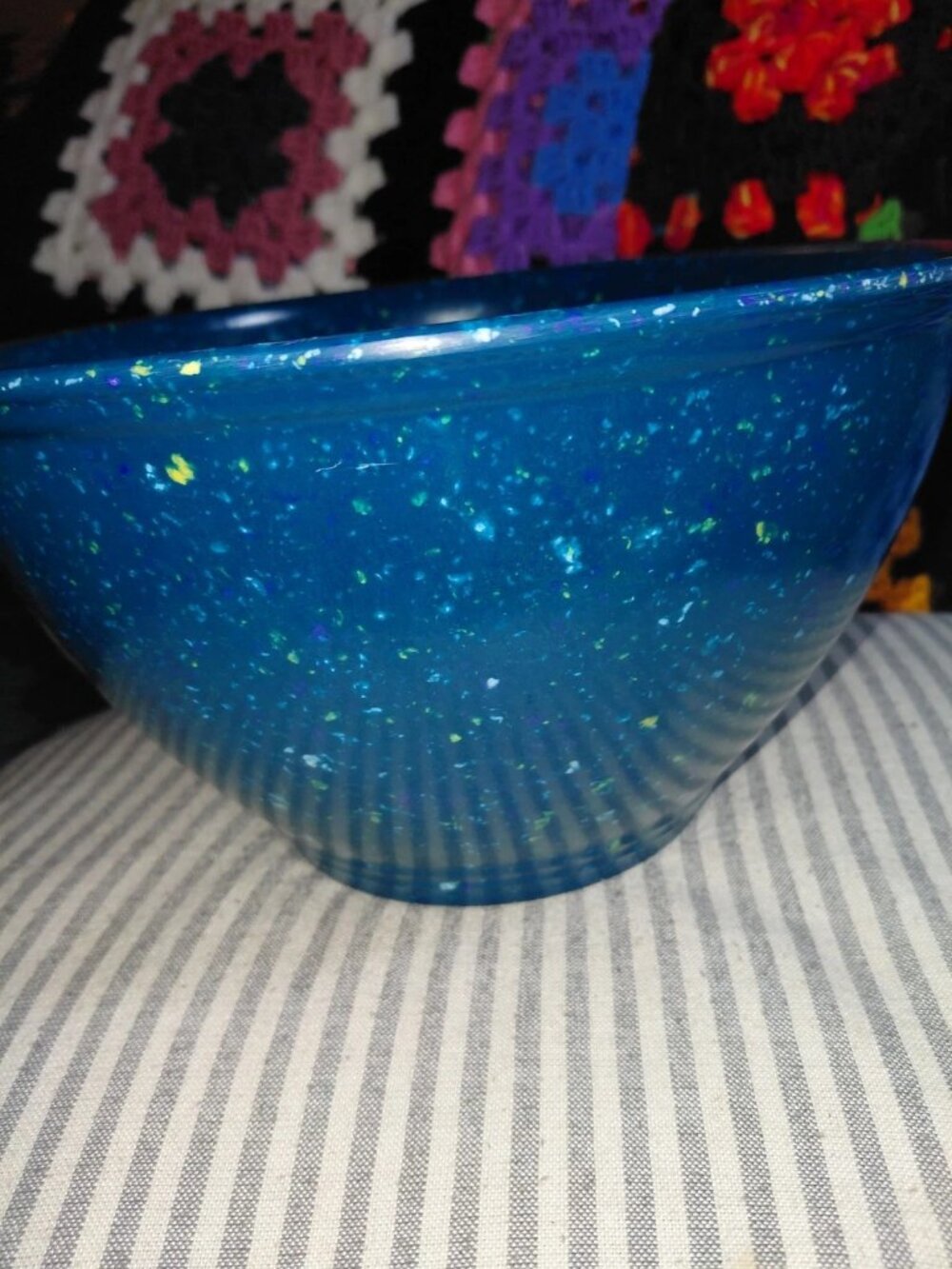 Rachael Ray Marine Blue Rare Confetti Melamine Garbage Bowl 10" Rubber Bottom